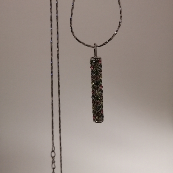 Necklace - Picture 2 of 5